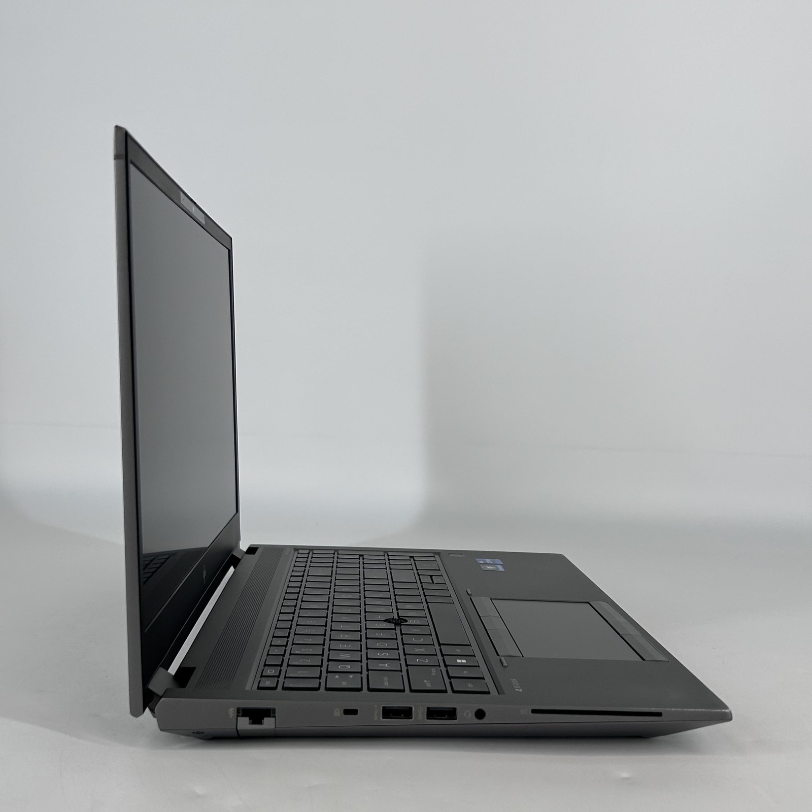 HP ZBook Fury 15 G8 FHD i7-11800H 2.30GHz 32GB 512GB SSD RTX A2000 Good