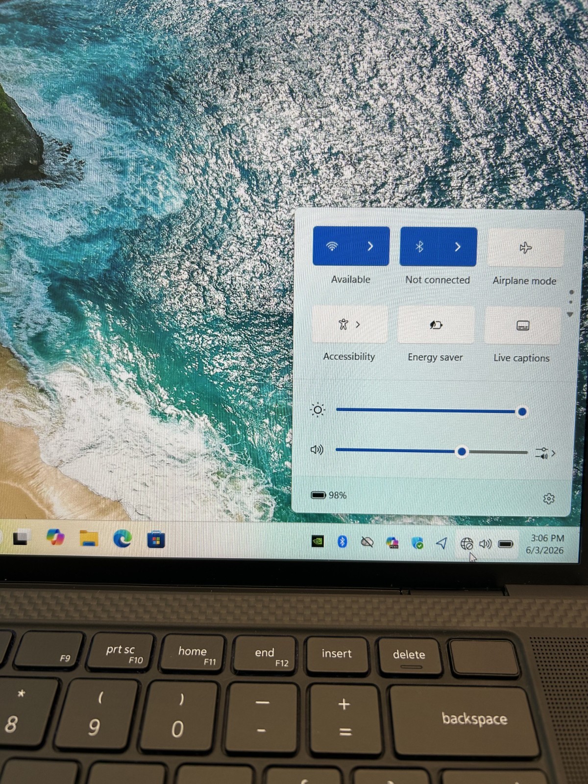 LAPTOP Dell Precision 5570 15.6″ CORE i7-12800H 1 TB NVMe SSD 32GB RAM Win 11