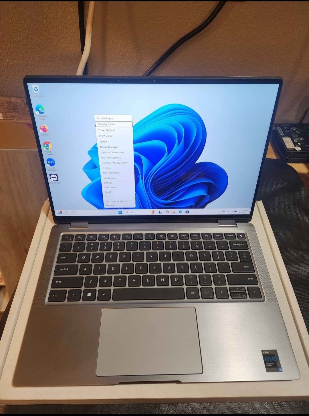 Dell Latitude 9420 2-in1, i5 11th Gen, 256GB NVME, Grade A+
