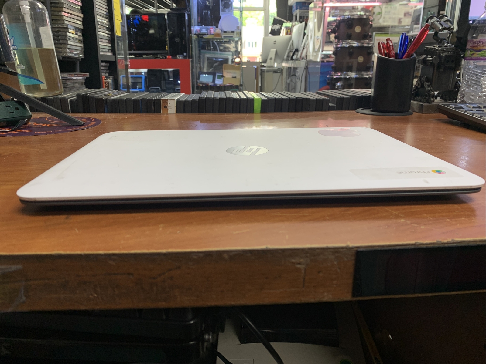 HP 14-X013DX Chromebook NEEDS BATTERY