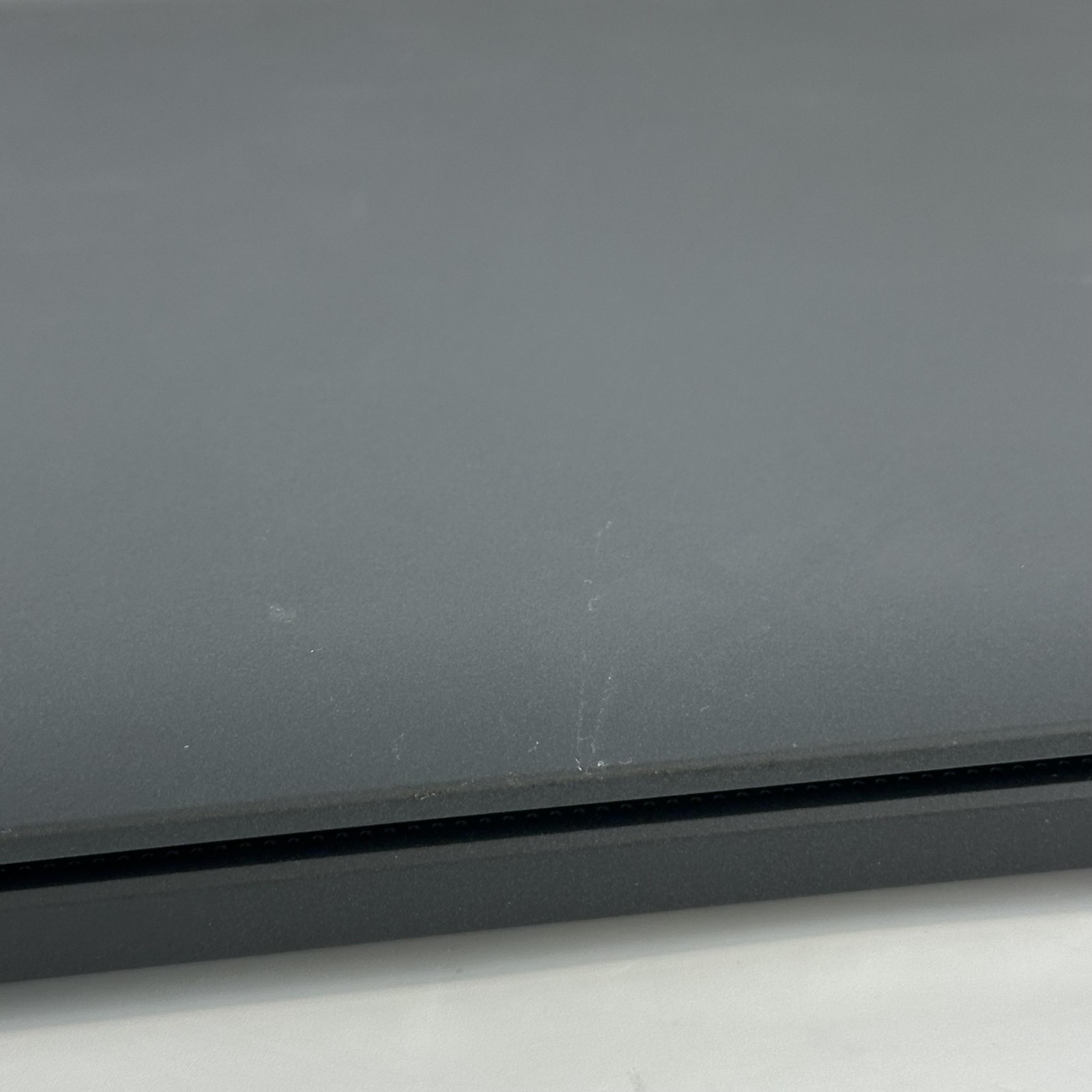 Lenovo ThinkPad T16 Gen 1 2022 Gray FHD+ 2.1 GHz i7-1260P 16GB 1TB SSD Very Good