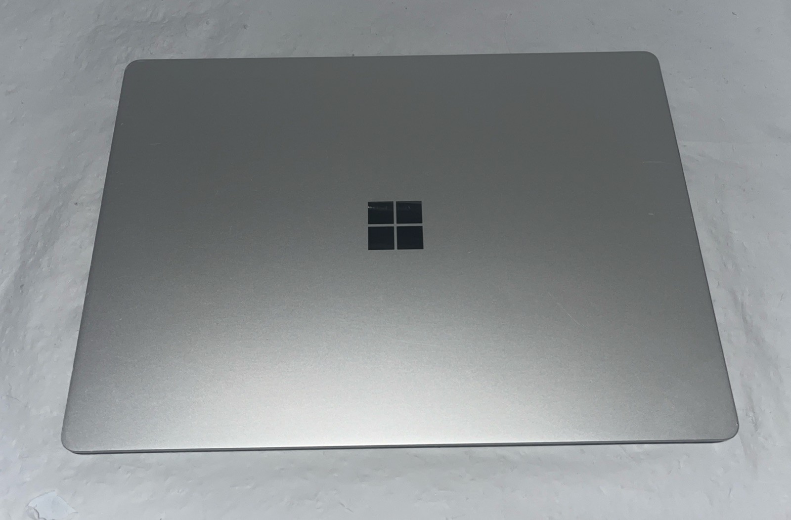 Microsoft Surface Laptop 2 1769 i5-8350U@1.7GHz, 8GB RAM, 128GB SSD *READ*