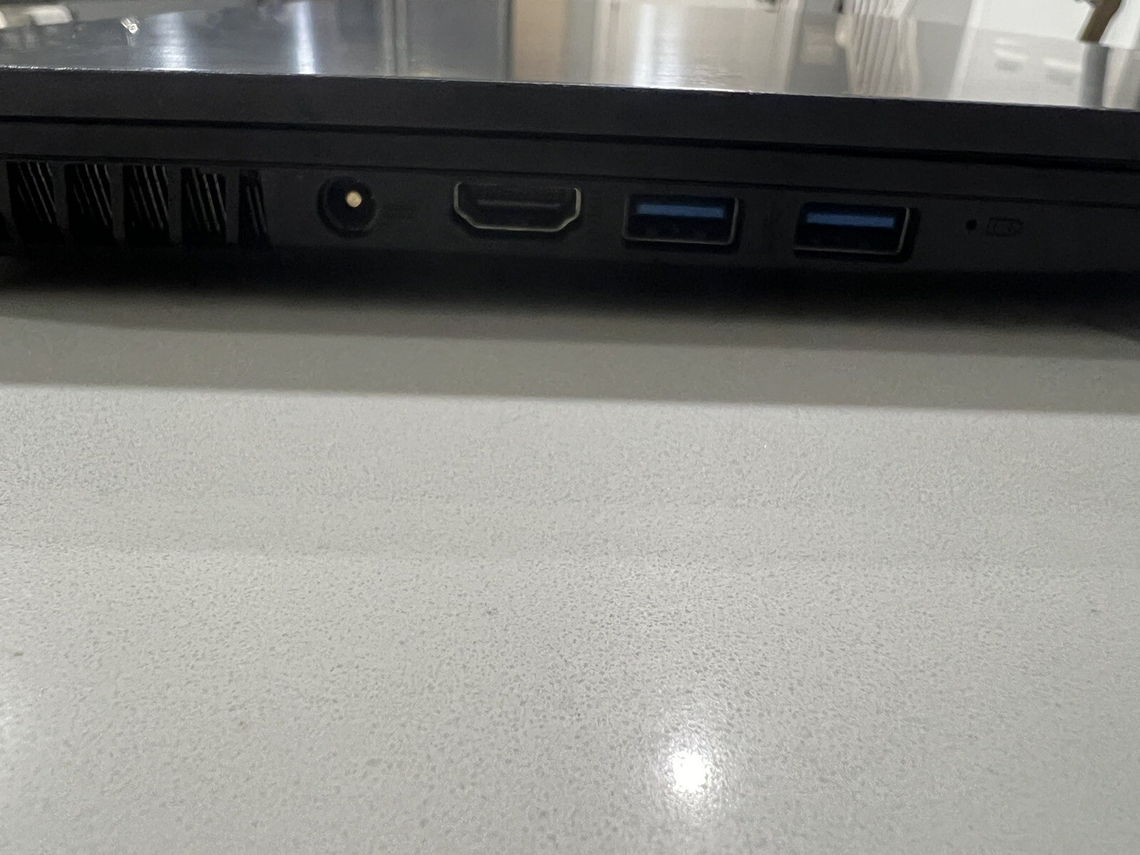 MSI GF75 17.3 144Hz FHD Intel i5-10300H 8GB 512GB SSD 4GB NVIDIA Gaming Laptop