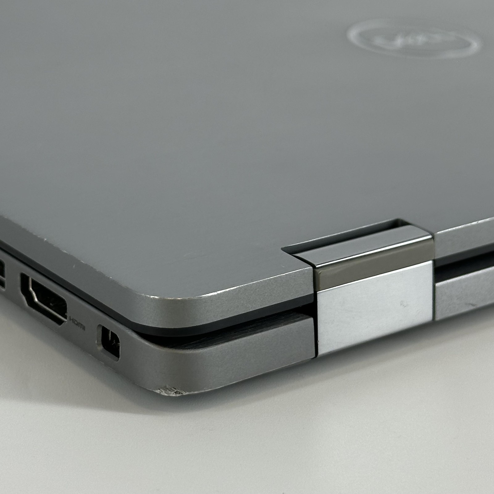 Dell Latitude 7420 14 2021 Gray FHD TOUCH i7-1185G7 3.00GHz 16GB 256GB SSD Good