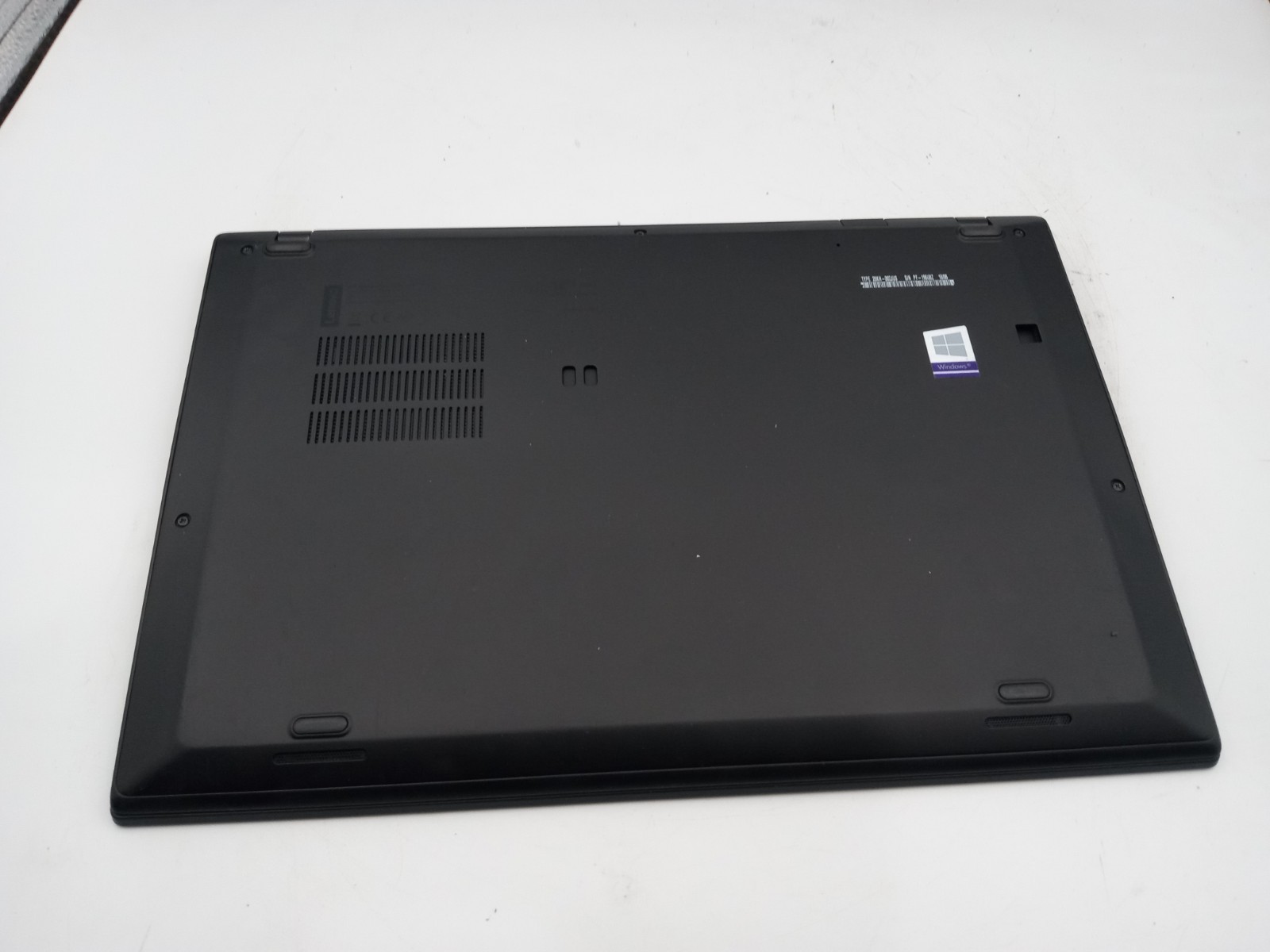 Lenovo ThinkPad X1 Carbon 6th Gen 14″ Touch i7-8650U 16GB RAM 128GB SSD W11 -RR