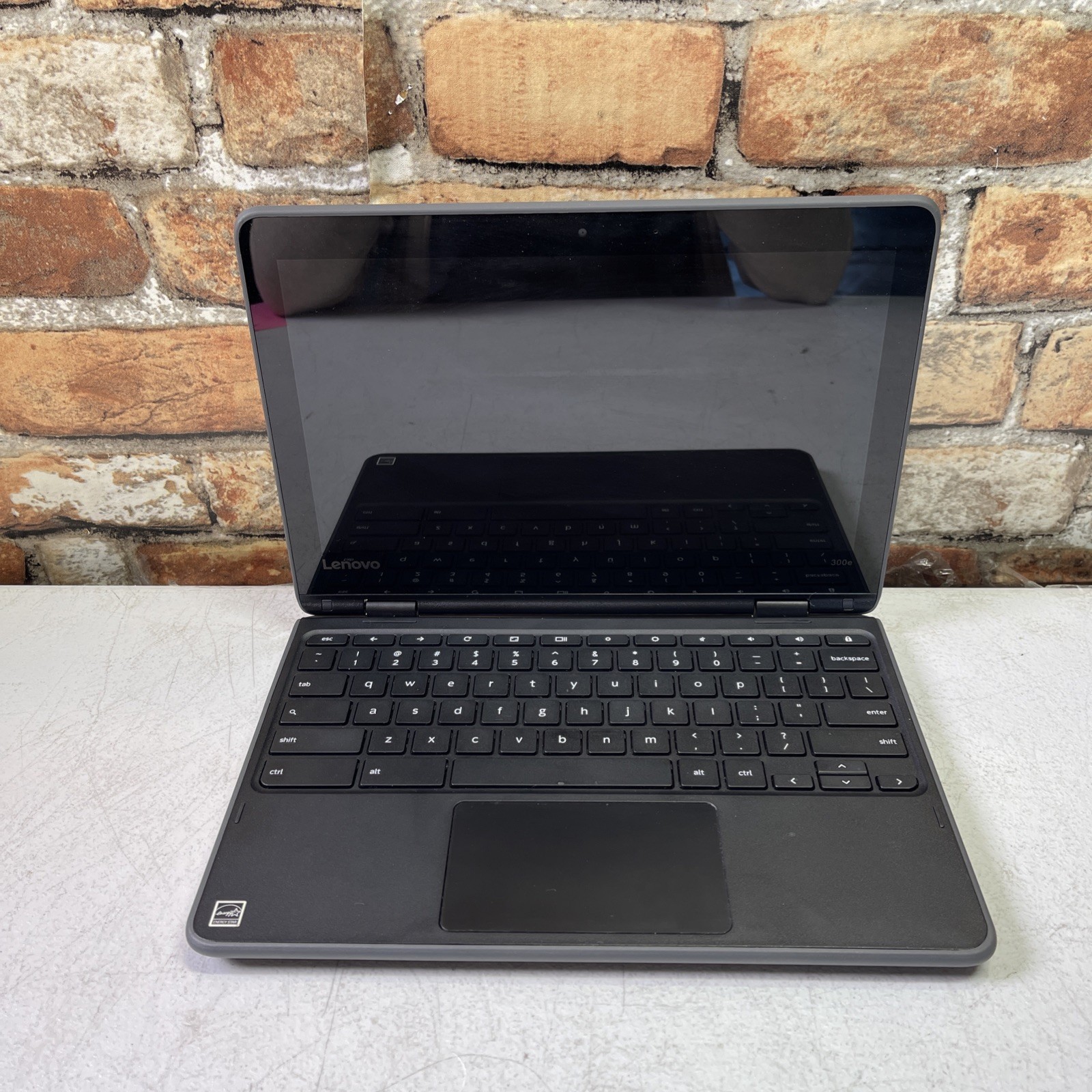 Lenovo Chromebook 300e Tested LCD Screen w/ Chassis & Battery – No Motherboard’s