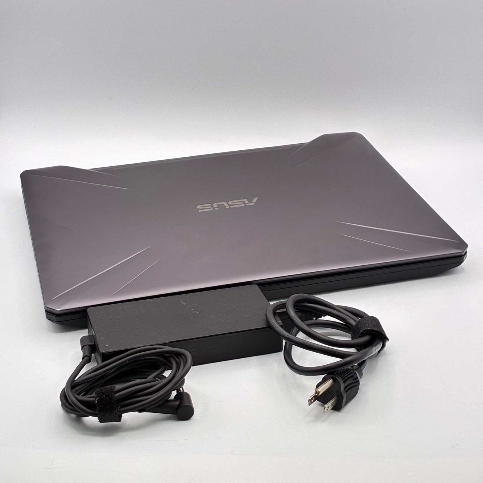 Asus TUF505D 15.6 inch Laptop AMD Ryzen 5 8GB 512GB