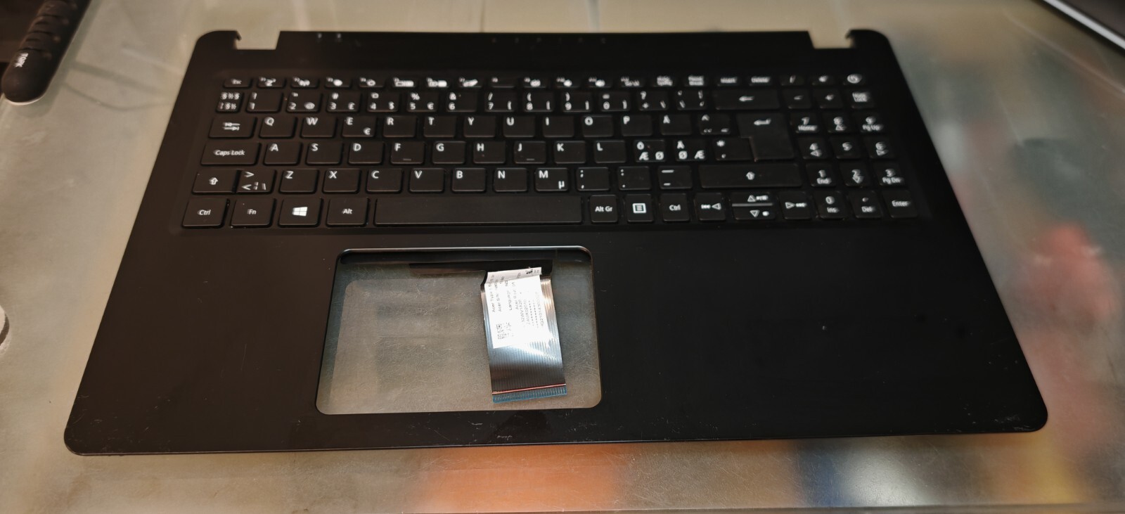 ACER A315-56 EX215-52 51 A515-43 A315-42 TOP BODY PALMREST AM2ME000100