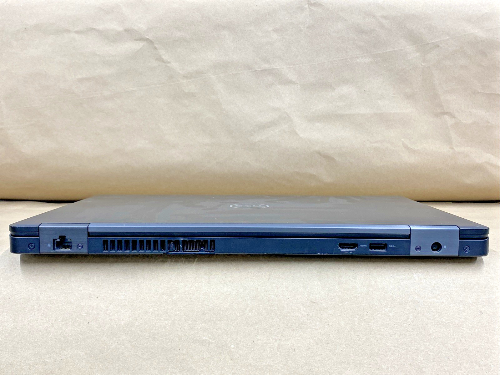 Dell Latitude 5590 – 15″ 1920×1080 – i7-8650U – 8GB – 128GB SSD – Win 10 Pro
