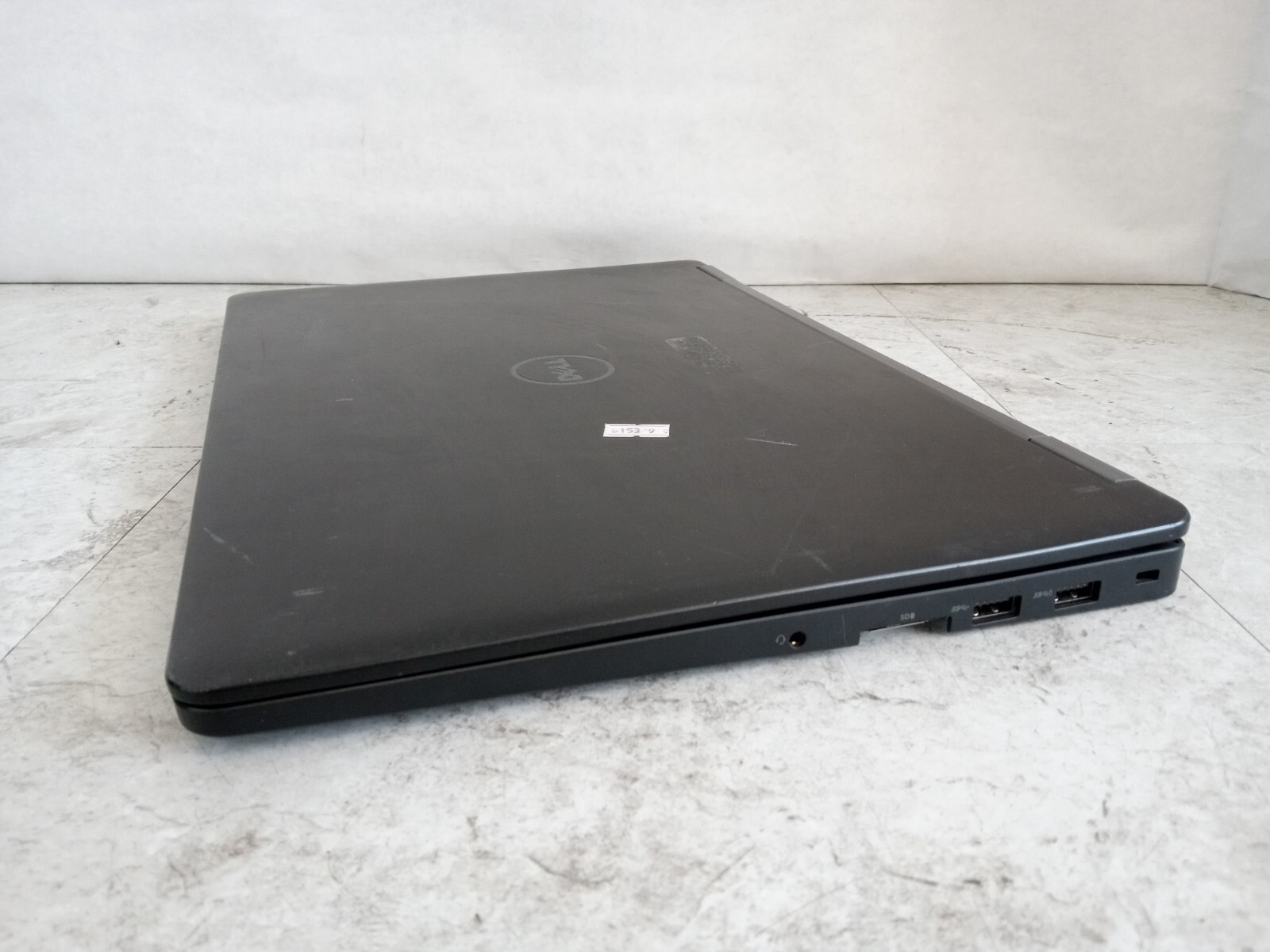 Dell Latitude E5570 15″ Laptop Intel Core i3 6th Gen – PARTS/REPAIR – READ -RR