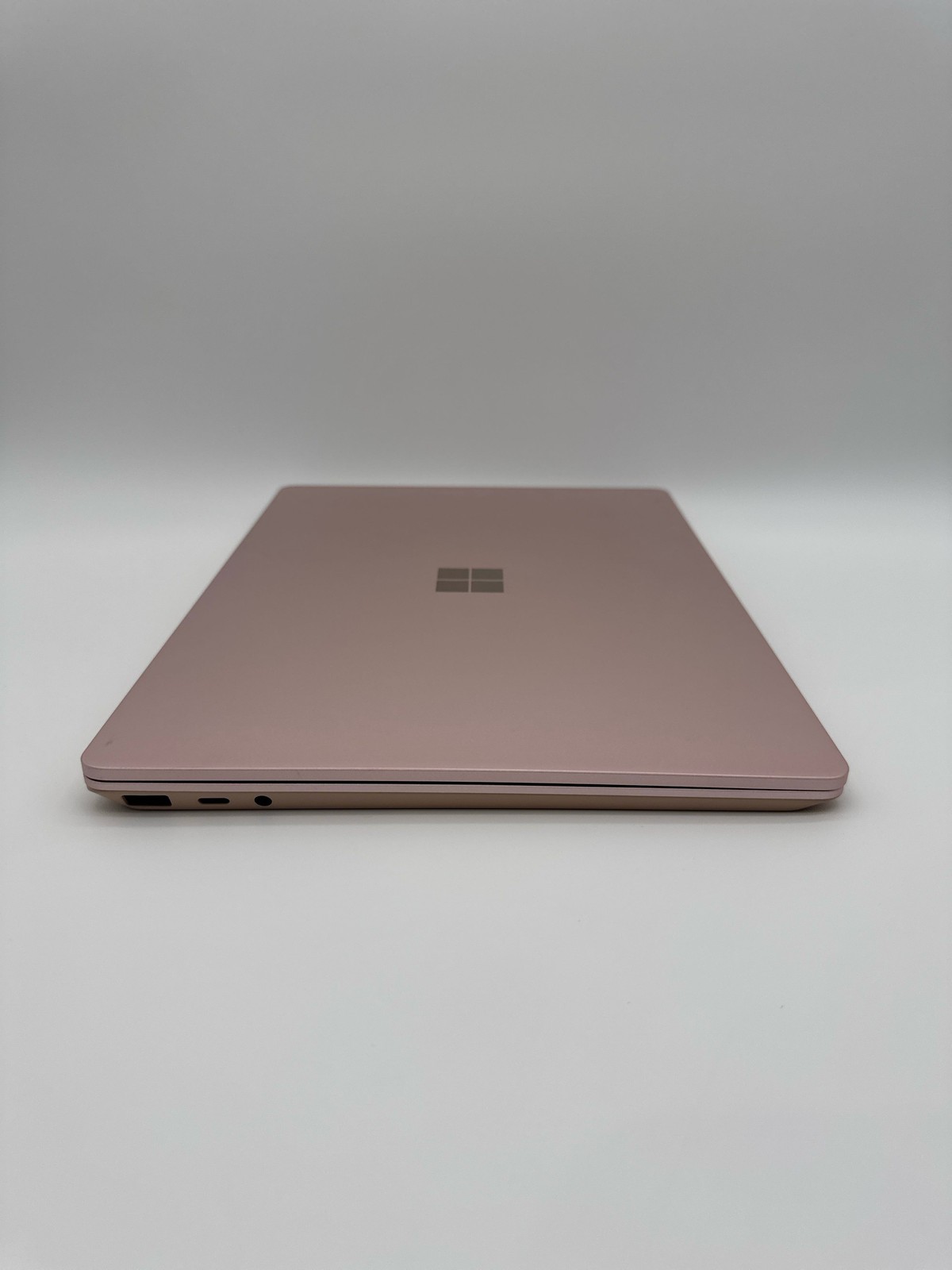 Microsoft Surface Laptop Go 2 12.4in Intel Core i5 8GB Memory 128 SSD Sandstone