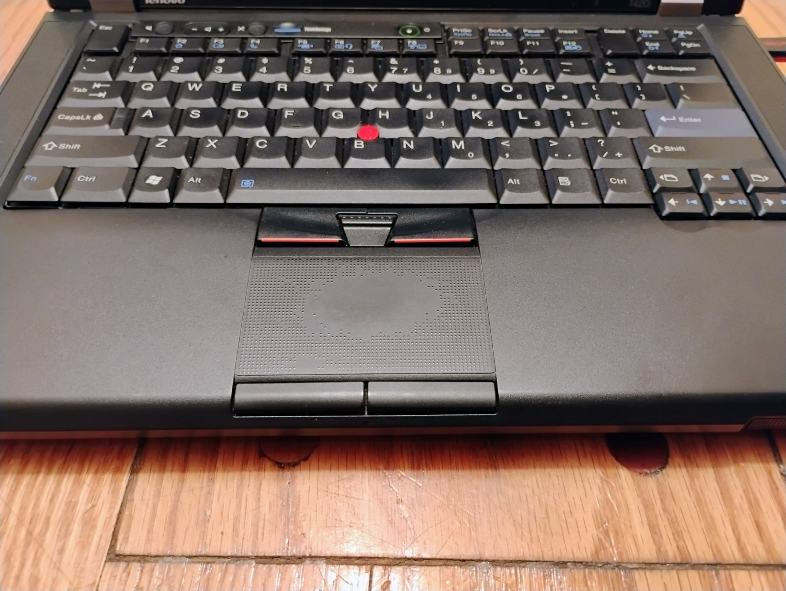 Lenovo T420i Laptop: i3-2130M, 16GB Ram, 128GB SSD, Webcam, Linux Mint