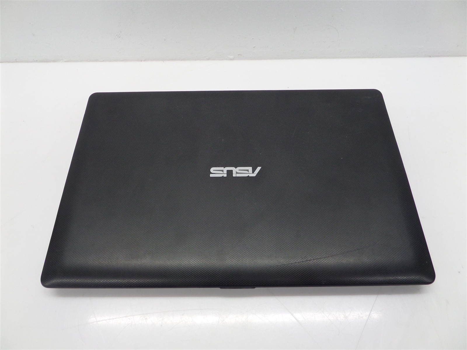 Asus K200MA-DS01T 11.6″ Laptop w/ Celeron N2815 1.86GHz CPU 4GB RAM – No HDD/OS