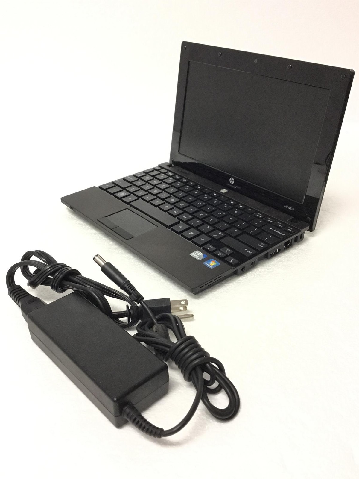 HP Mini 5103 Intel Atom N455 1.66GHz 10″ Netbook w/160 HD, 2Gb Ram & Ac Adapter