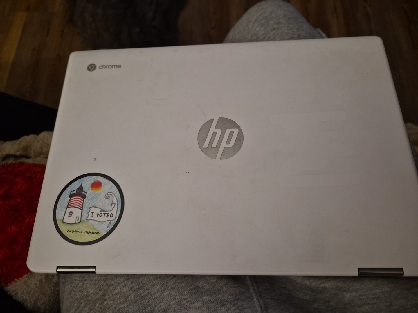 HP X360 11.6″ Chromebook 2-in-1 TOUCHSCREEN ,4GB RAM, 32GB eMMC , *SEE PHOTOS*