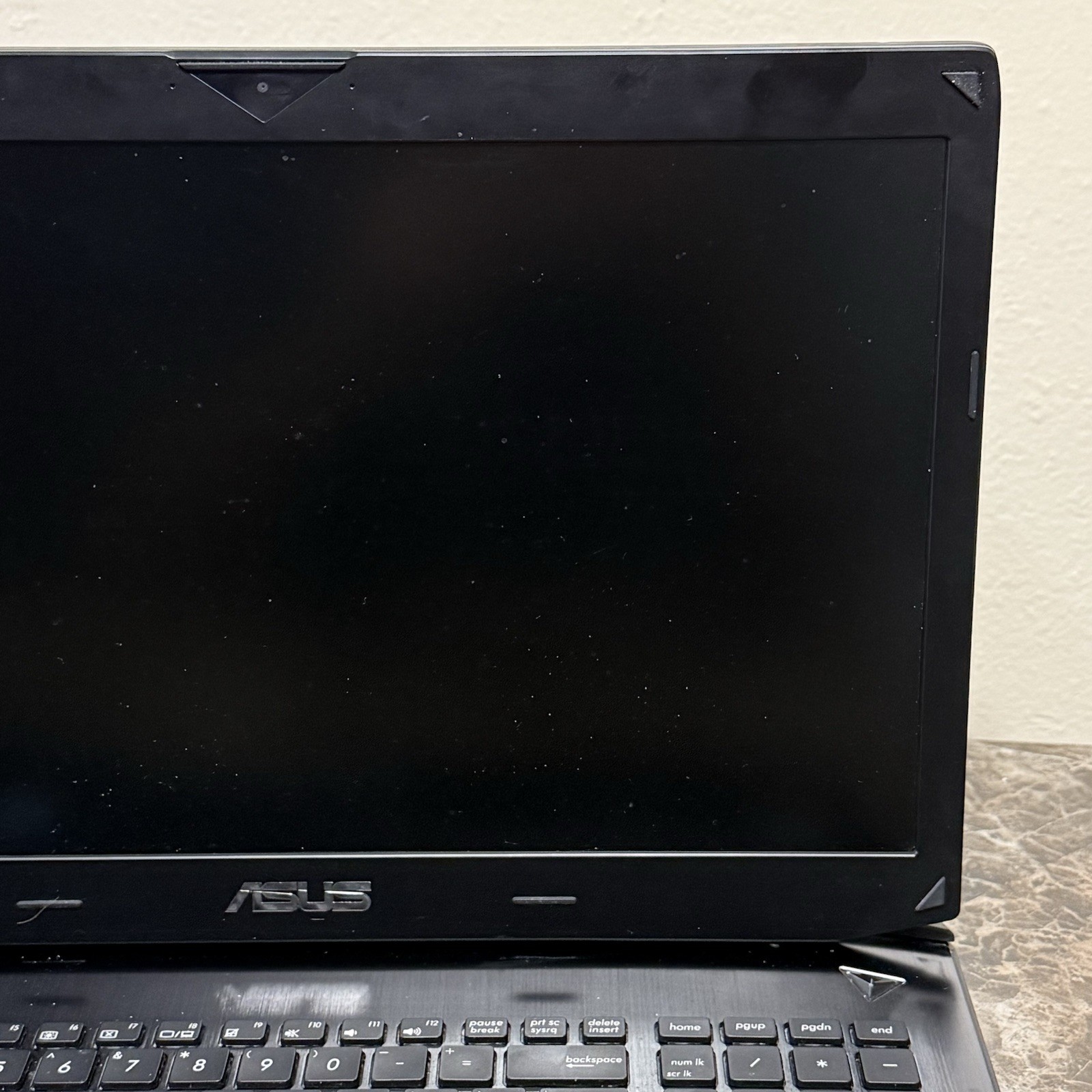 ASUS Republic of Gamers G750JM-DS71 17.3 inch Laptop – UNTESTED – As Is
