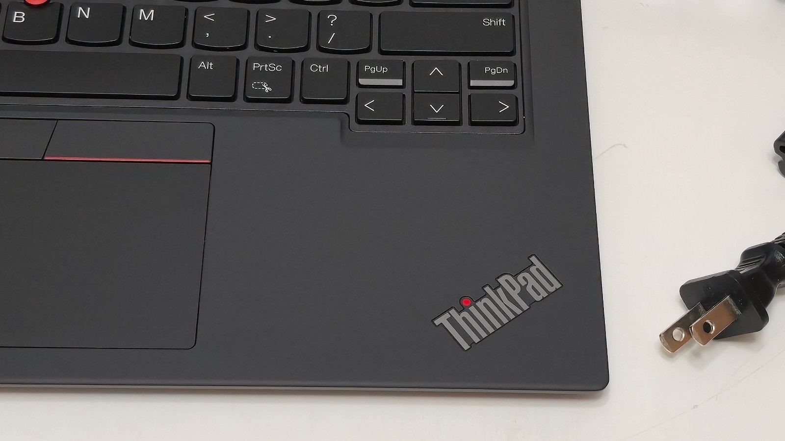 Lenovo ThinkPad P14S Gen 4 Intel i7-1370P 32GB RAM 1TB 14″ FHD – Touch