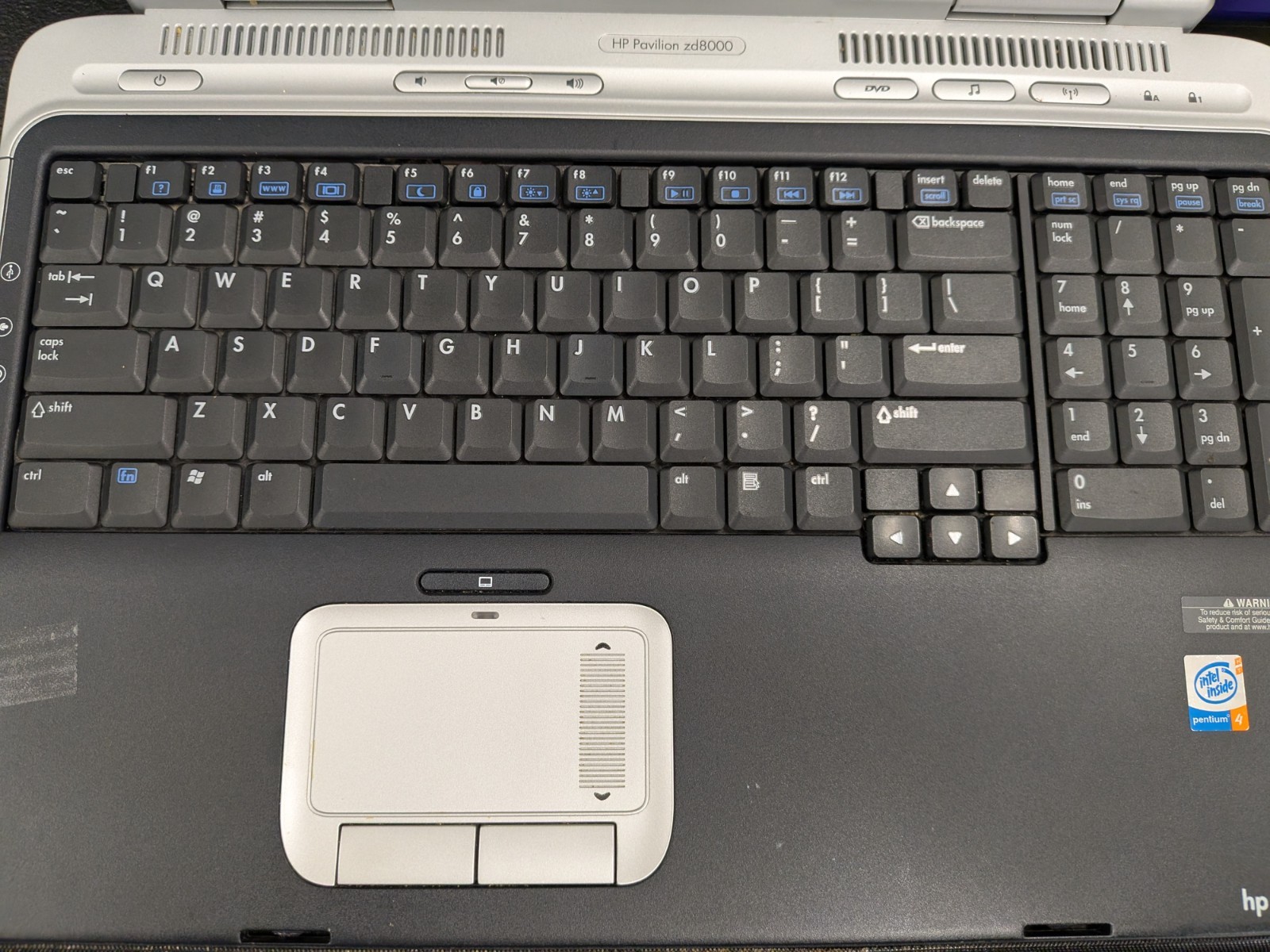 HP Pavilion ZD8000 17″ Vintage Pentium4 3.0ghz XP Laptop | Untested AS IS