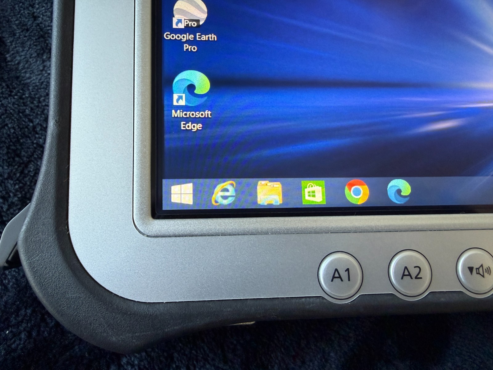 Panasonic Toughpad FZ-G1 with Built-in GPS and Global Mapper 15 (Mint Condition)