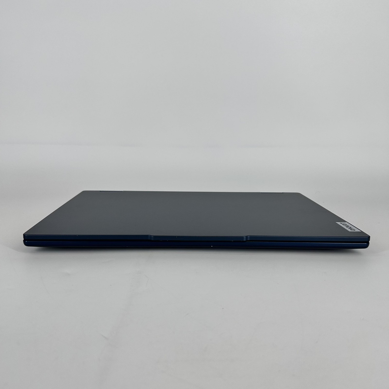 Lenovo IdeaPad 5 (2-IN-1) 16 FHD+ TOUCH 1.8 GHz Intel Core 7 150U 16GB 1TB Good