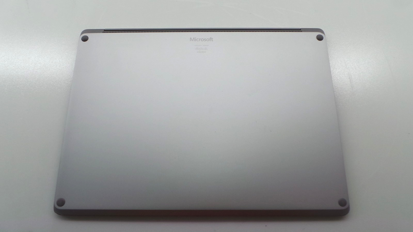 Microsoft Surface Laptop 2 | 13.5″ Touch | i7-8650U 1.90GHz 16GB RAM 512GB SSD