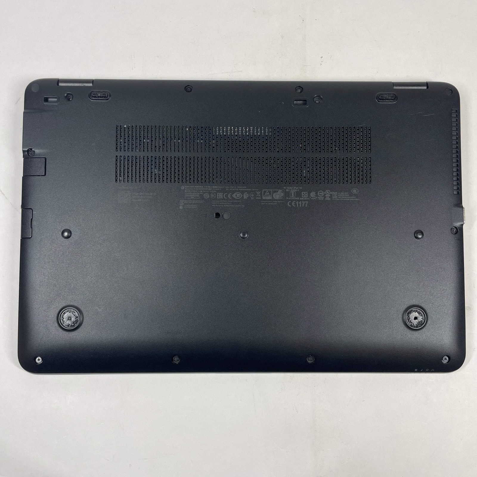 HP ZBook 15U G4 15.6″ i5-7200U 2.5GHz 8GB RAM 512GB SSD