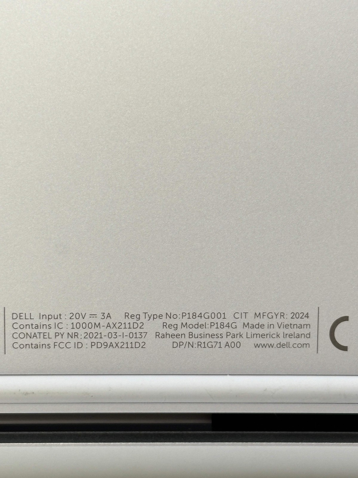 Dell XPS 14 9440 14.5″ 3.2K OLED Touch Intel Core Ultra 7 155H 32GB RAM 1TB SSD