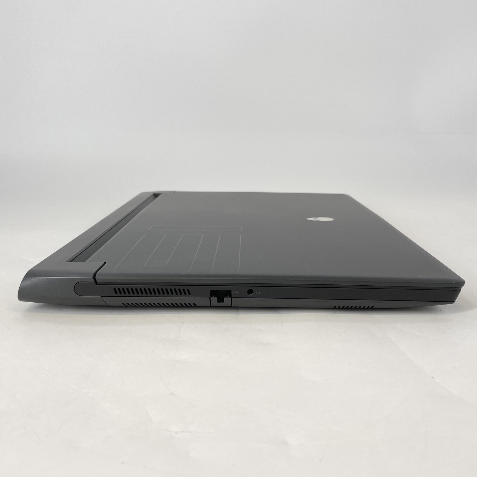 Dell Alienware m15 R7 240Hz 2K 2.5 GHz i9-12900H 32GB 1TB SSD RTX 3080 Very Good