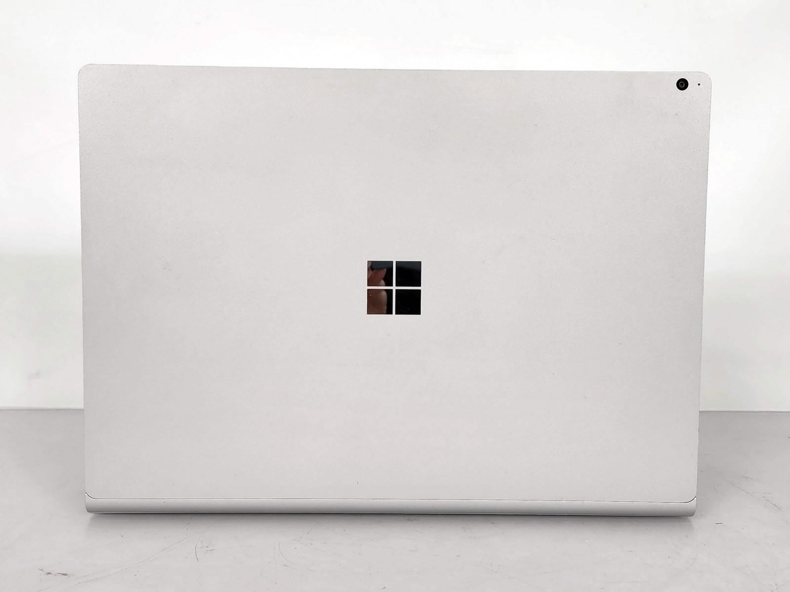 Microsoft Surface Book 2 i7 8th Gen 16GB 256GB Windows 11 Pro w/ GTX 1060