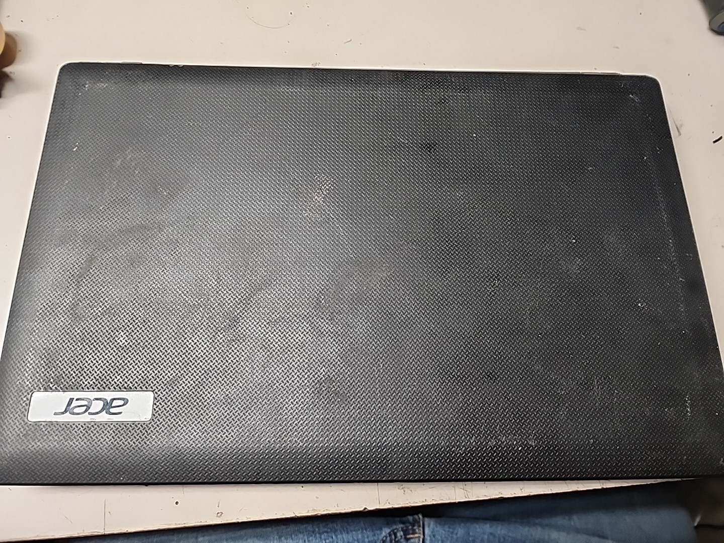 15.6″ Acer TravelMate 5744Z UNTESTED AS IS