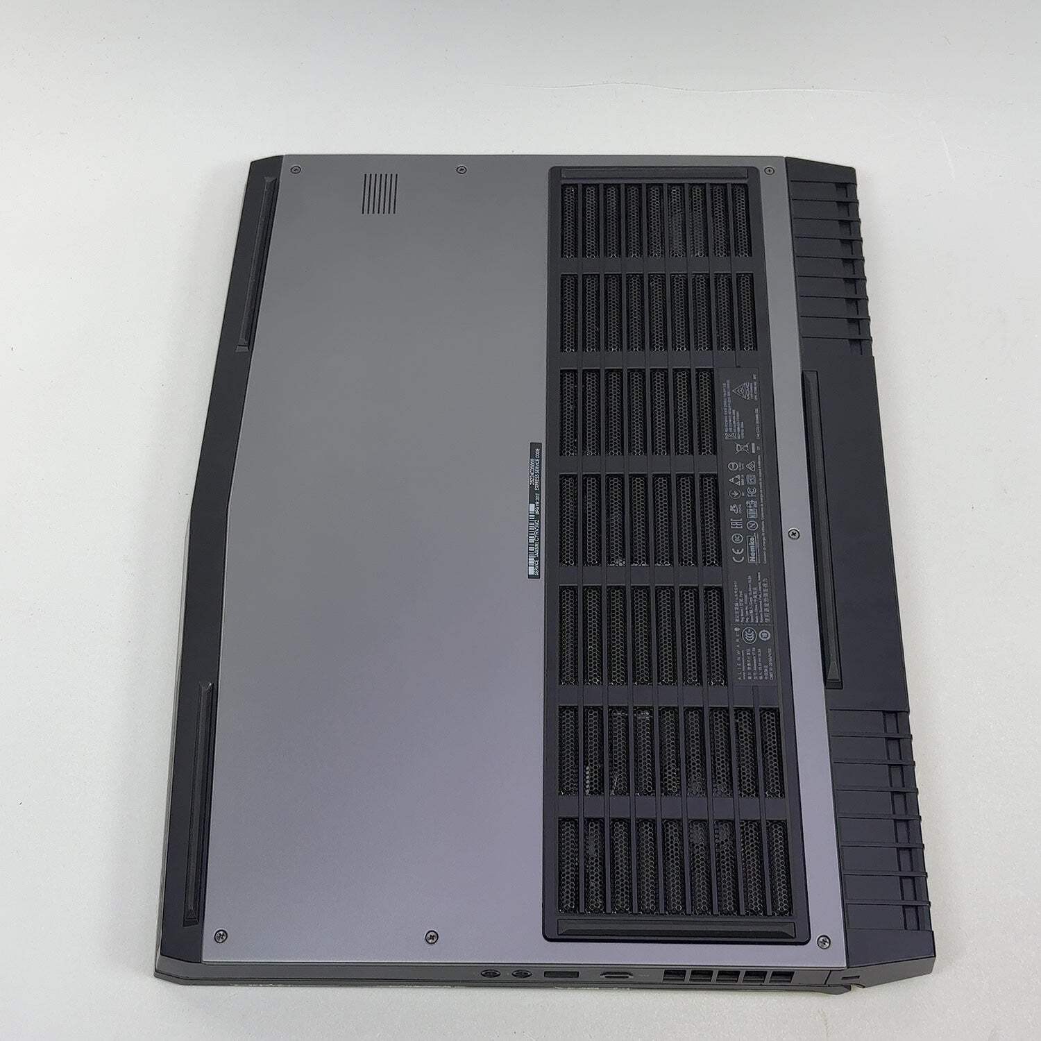 Alienware 17 R4 17.3″ i7-7820HK 2.9GHz 32GB RAM 256GB SSD 1TB HDD