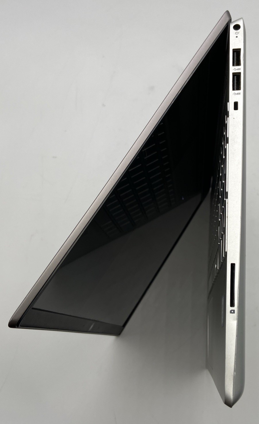 HP Pavilion Laptop 15-cs0064st Intel i7-8550U @ 1.8GHZ 8GB RAM 128GB NVMe W11H