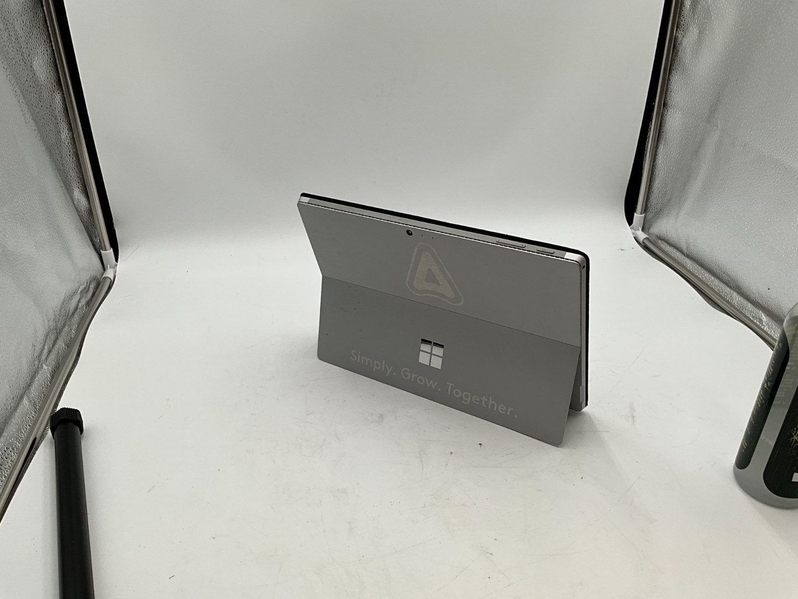 MICROSOFT Surface Pro 4 – 256GB i5 8GB CR3-00001 025934562453 -READ