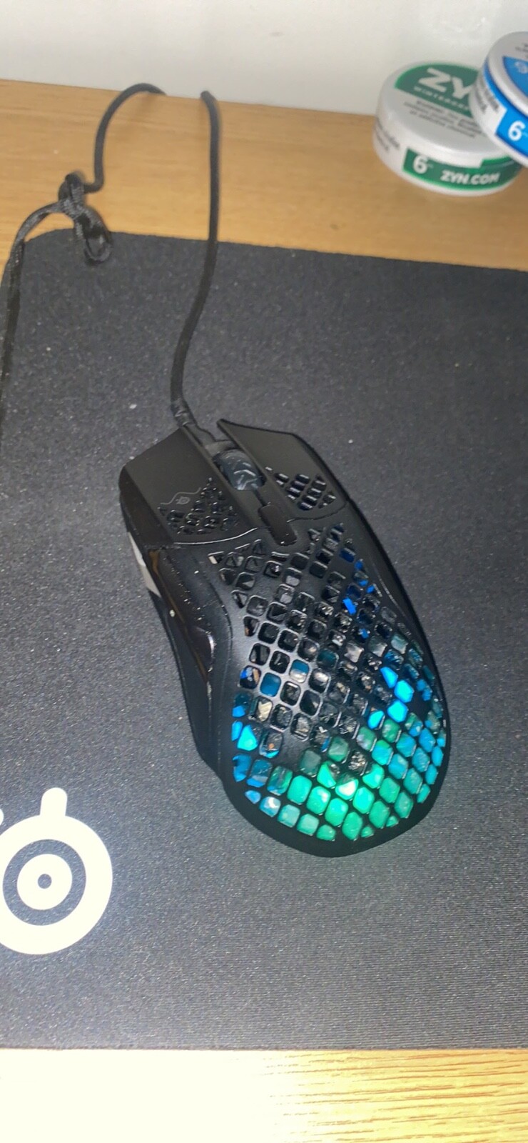 Black gaming laptop – works perfectly / includes mouse and headset
