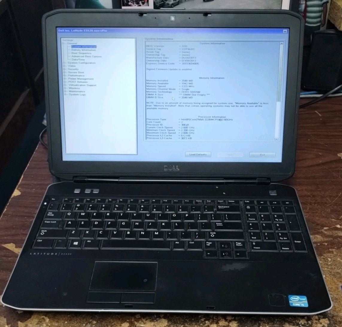 Latitude E5530 With Hinge Damage