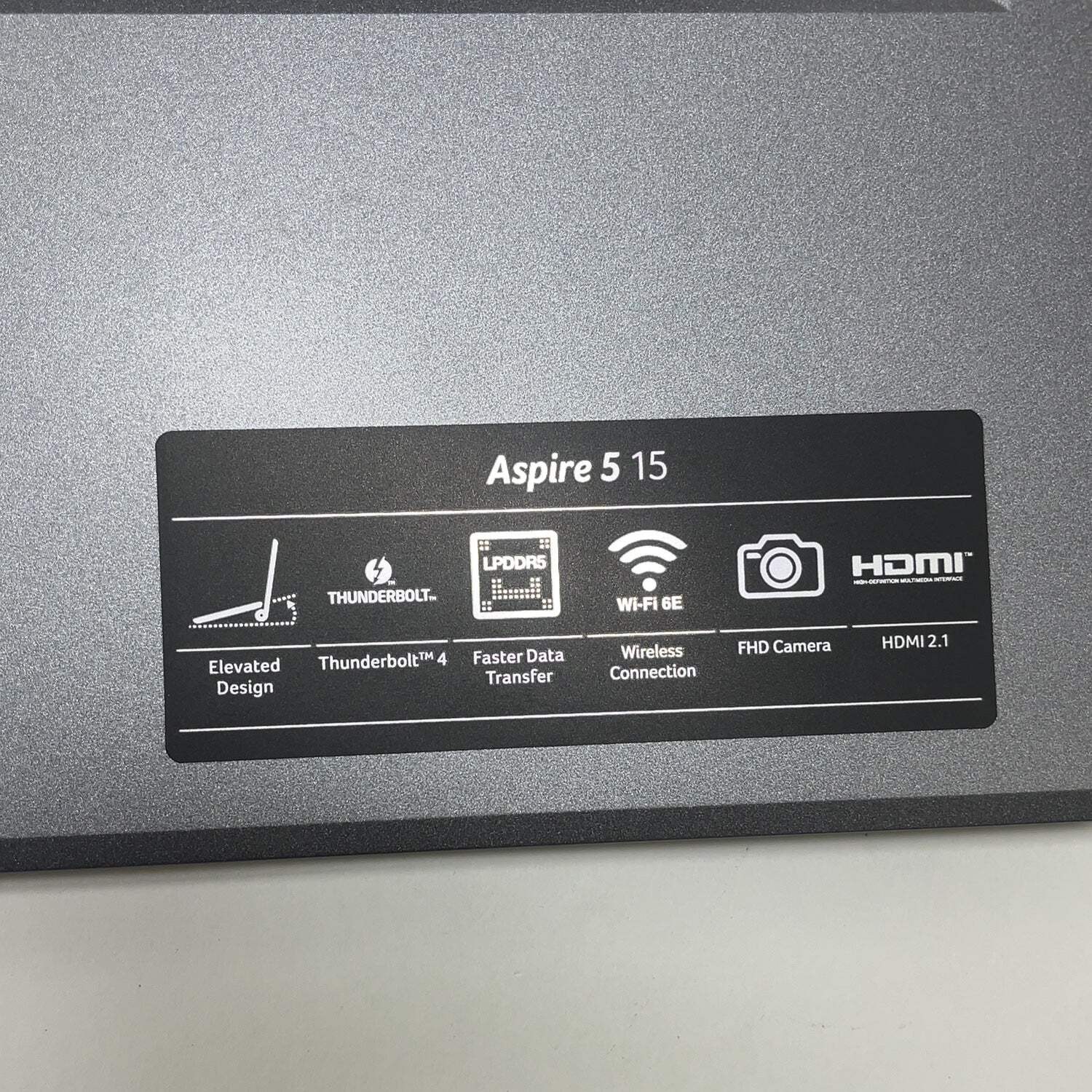 Acer Aspire 5 15 A515-58MT 15.6″ i7-1355U 1.7GHz 16GB RAM 512GB SSD