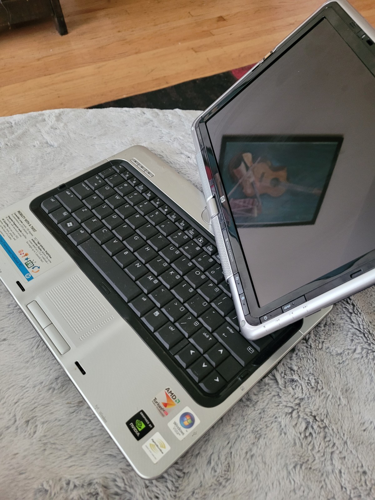 HP Pavilion tx 1110 Us and Power Adapter convertible table notebook
