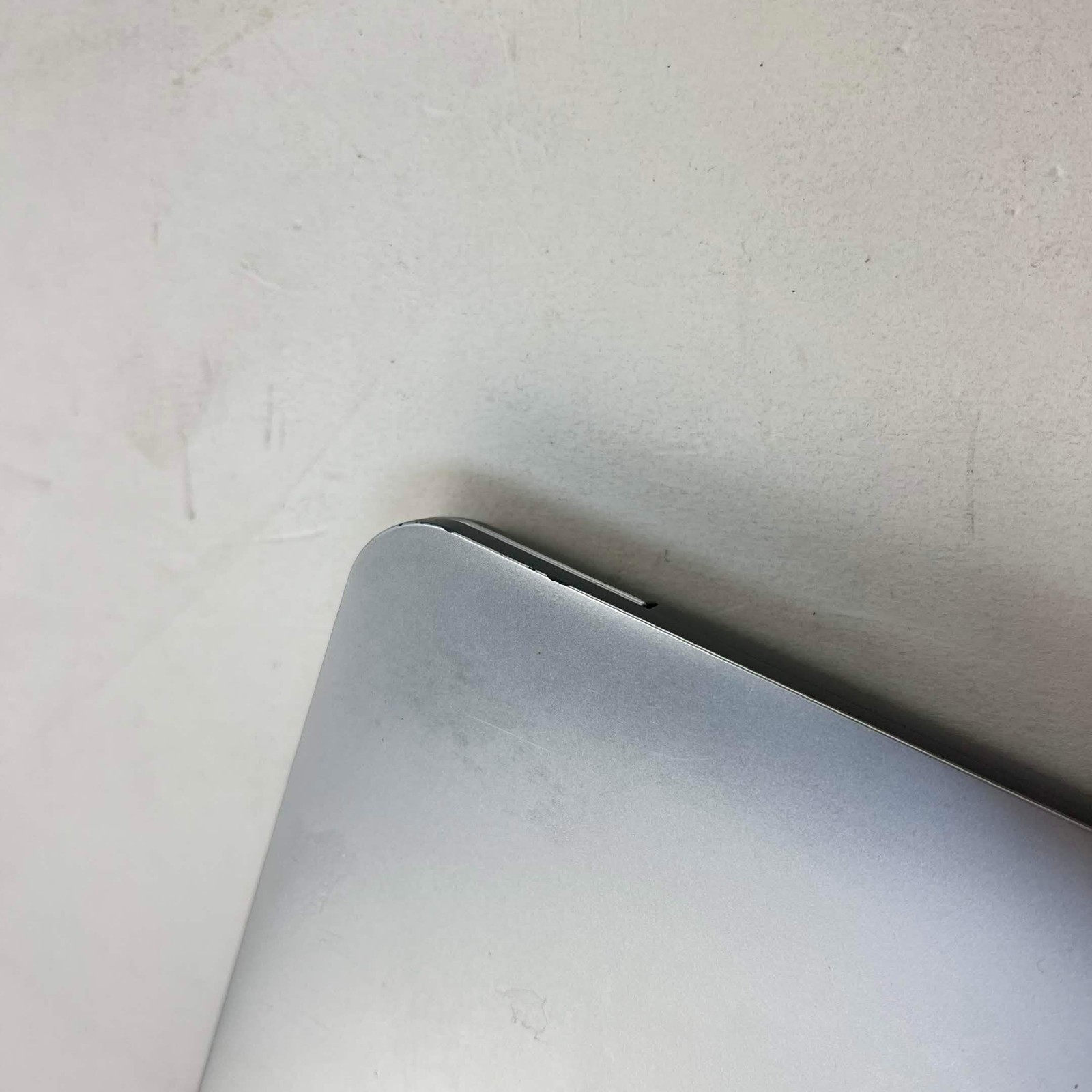 Lenovo IdeaPad 1 PF9XB3C12090 15.6″ Pentium Silver N6000 1.1GHz 4GB RAM 32GB SSD