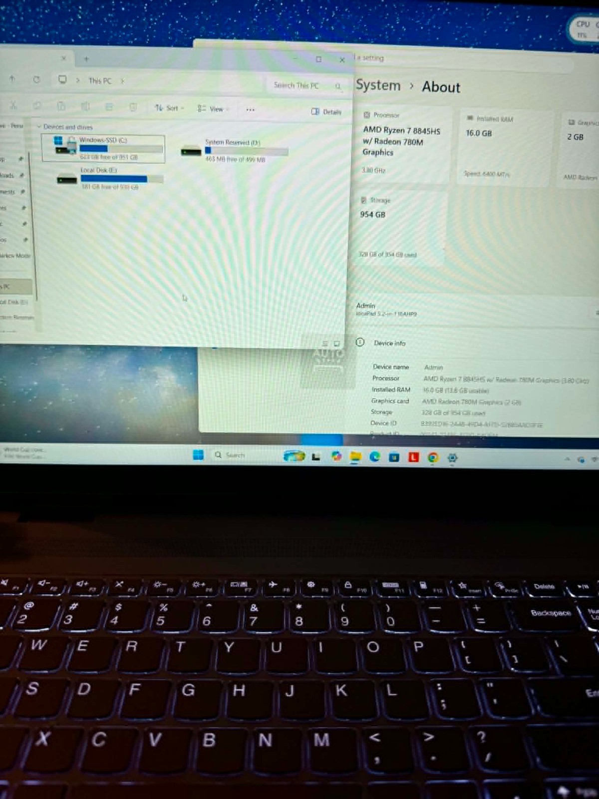 Lenovo IdeaPad 5 16AHP9 16″ (1TB SSD, AMD Ryzen 7 8845HS, 4.50GHz, 16GB)