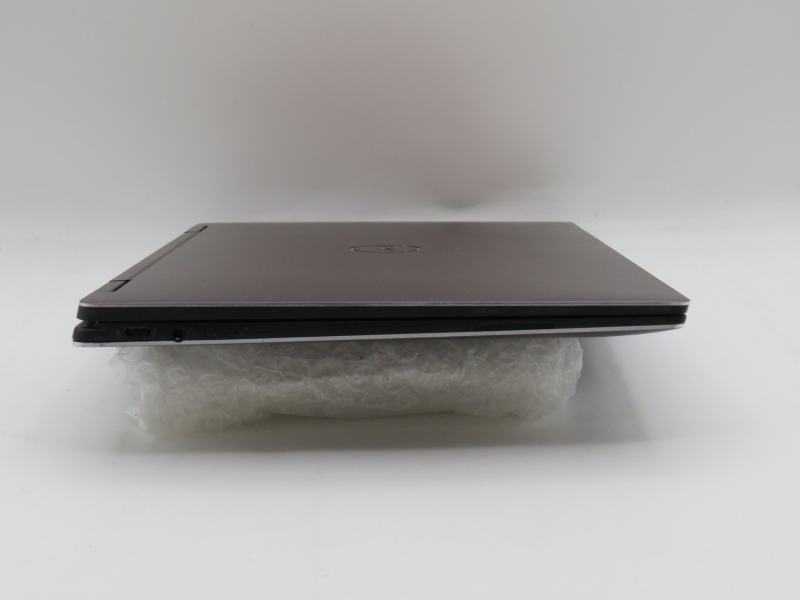 Dell XPS 13 9365 | i5-8200Y@1.3GHz | 8GB RAM | 13.3″ | No HDD/OS/AC/Batt | Parts