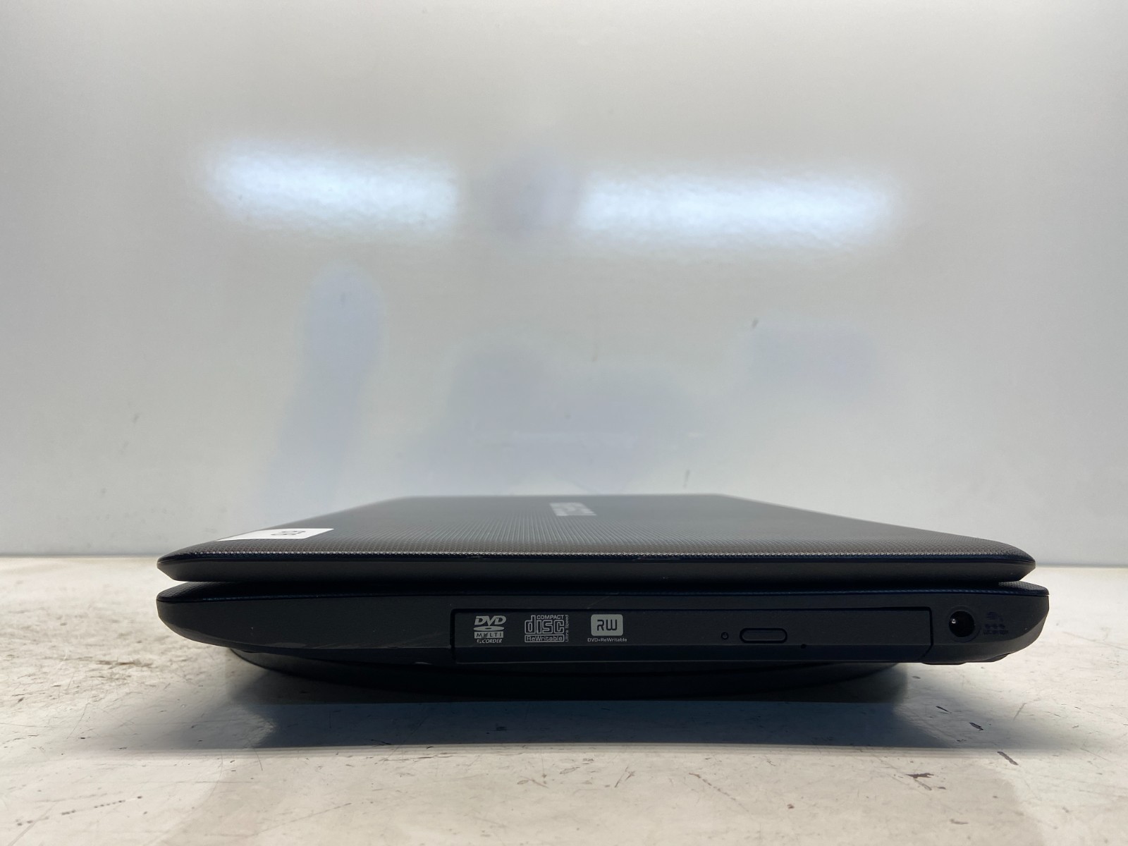 Toshiba Satellite C655-S5049 Intel Celeron 900 2.2GHz 4 GB NO HDD