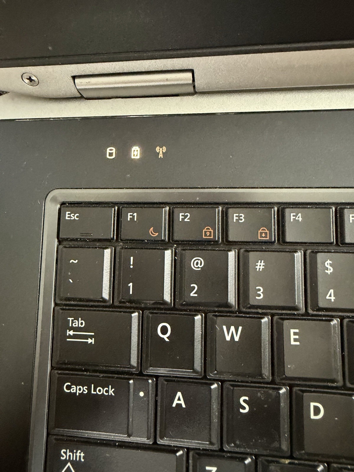 Dell Latitude E6430 14 Inch (500GB, Core I5-3320m, 2.6 GHz, 4GB) Laptop – Black