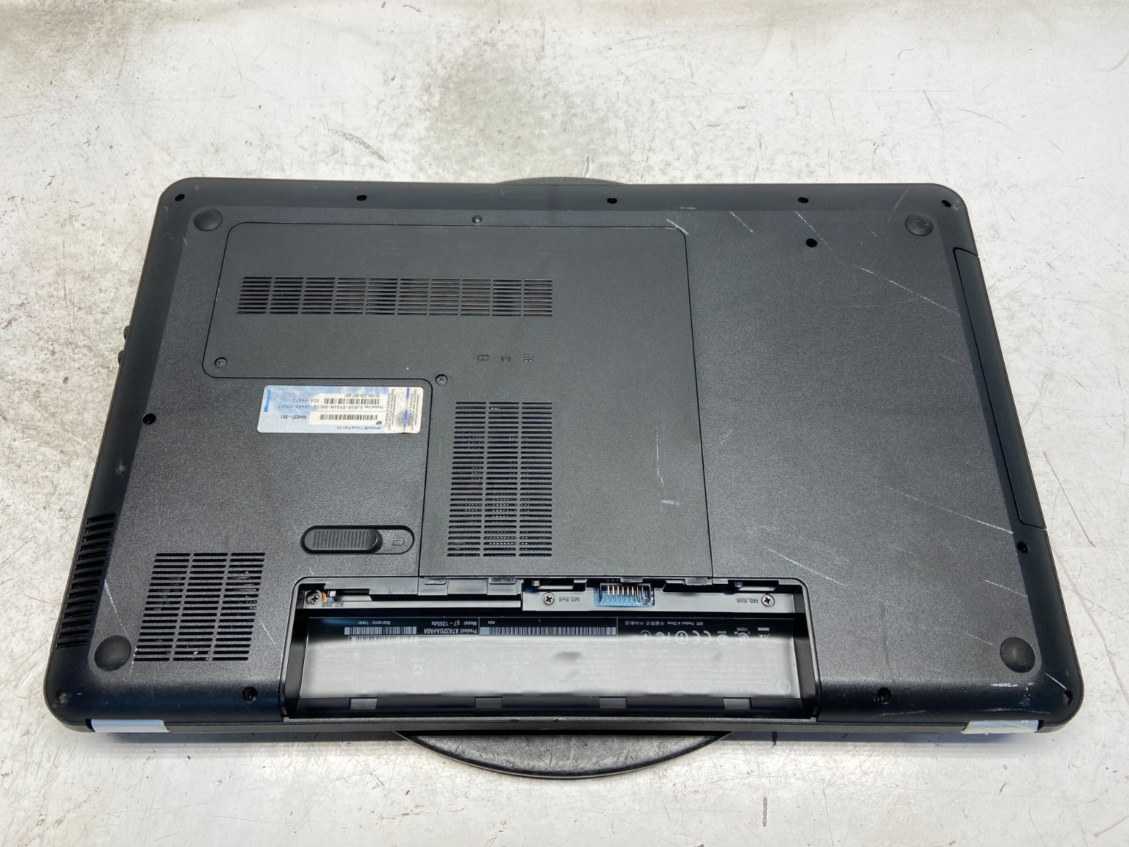 HP Pavilion G7-1355DX AMD A6-3420M 1500MHz 4 GB NO HDD