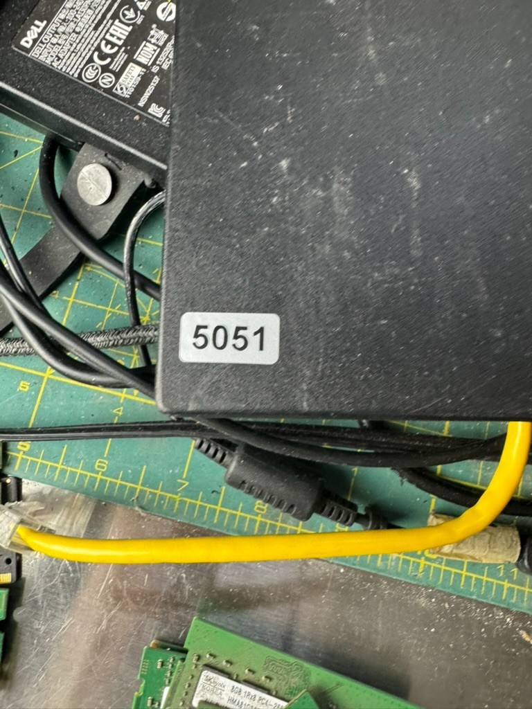 Lenovo ThinkPad L560 15.6in Intel i5 6th Gen No RAM No Drive Parts/Repair #5051