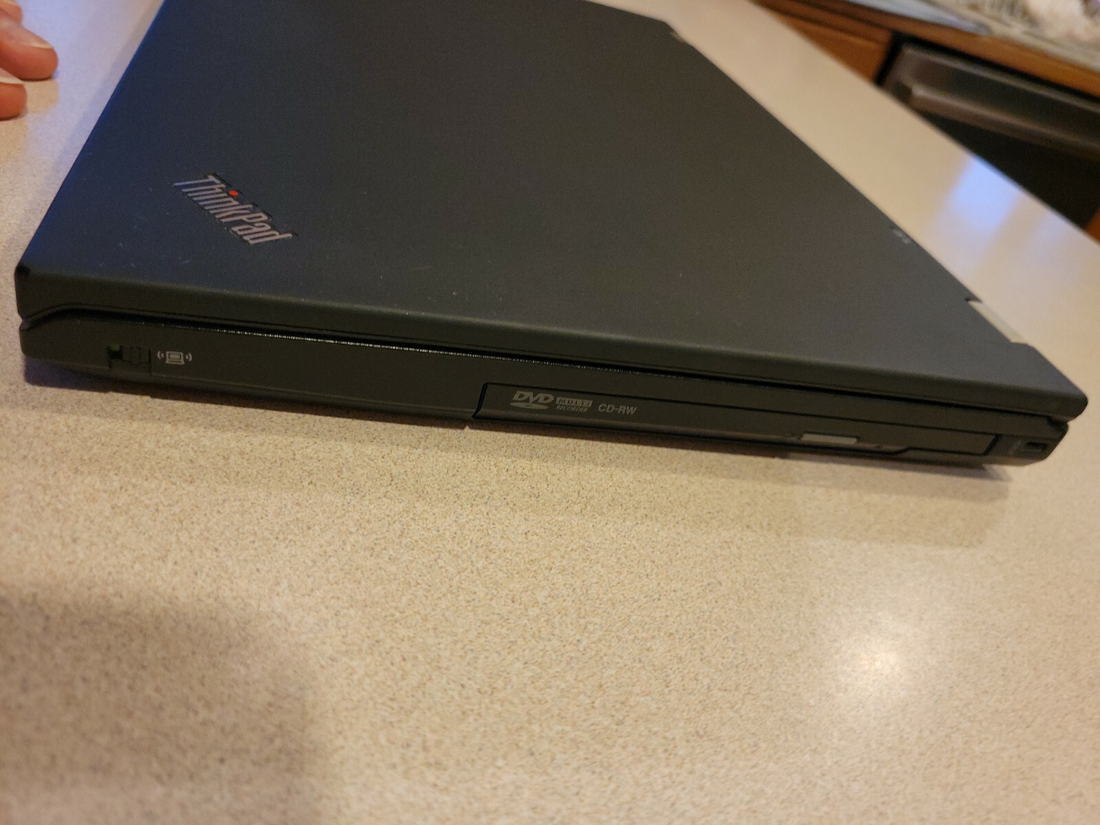 Incomplete Lenovo ThinkPad T420 14″ Laptop Intel i5-2520M 2.50GHz 4GB 320GB HDD