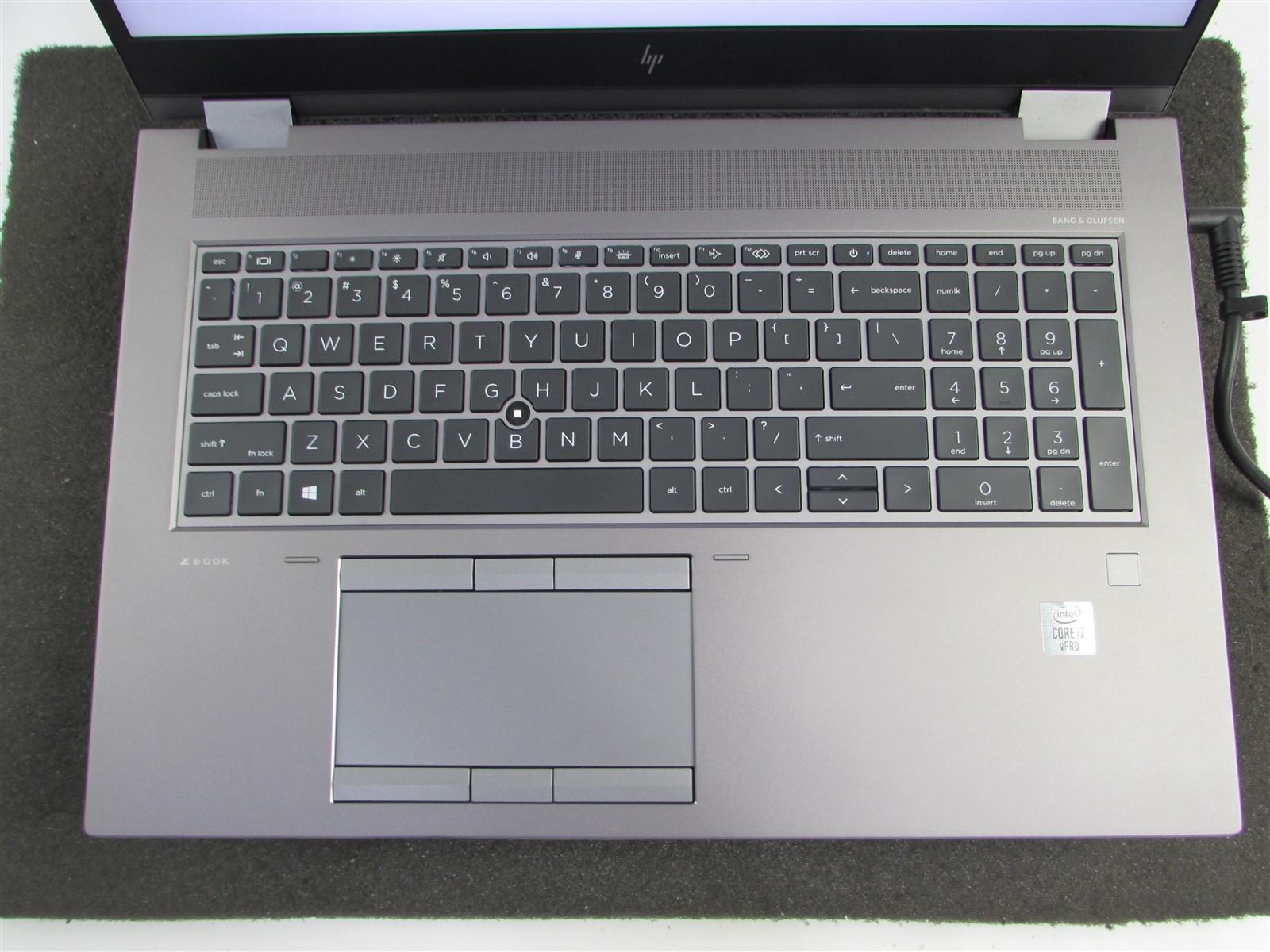 HP ZBOOK FURY 17 (G7) I7-10850H 512GB SSD 32GB RAM NVIDIA QUADRO RTX4000 WIN 11