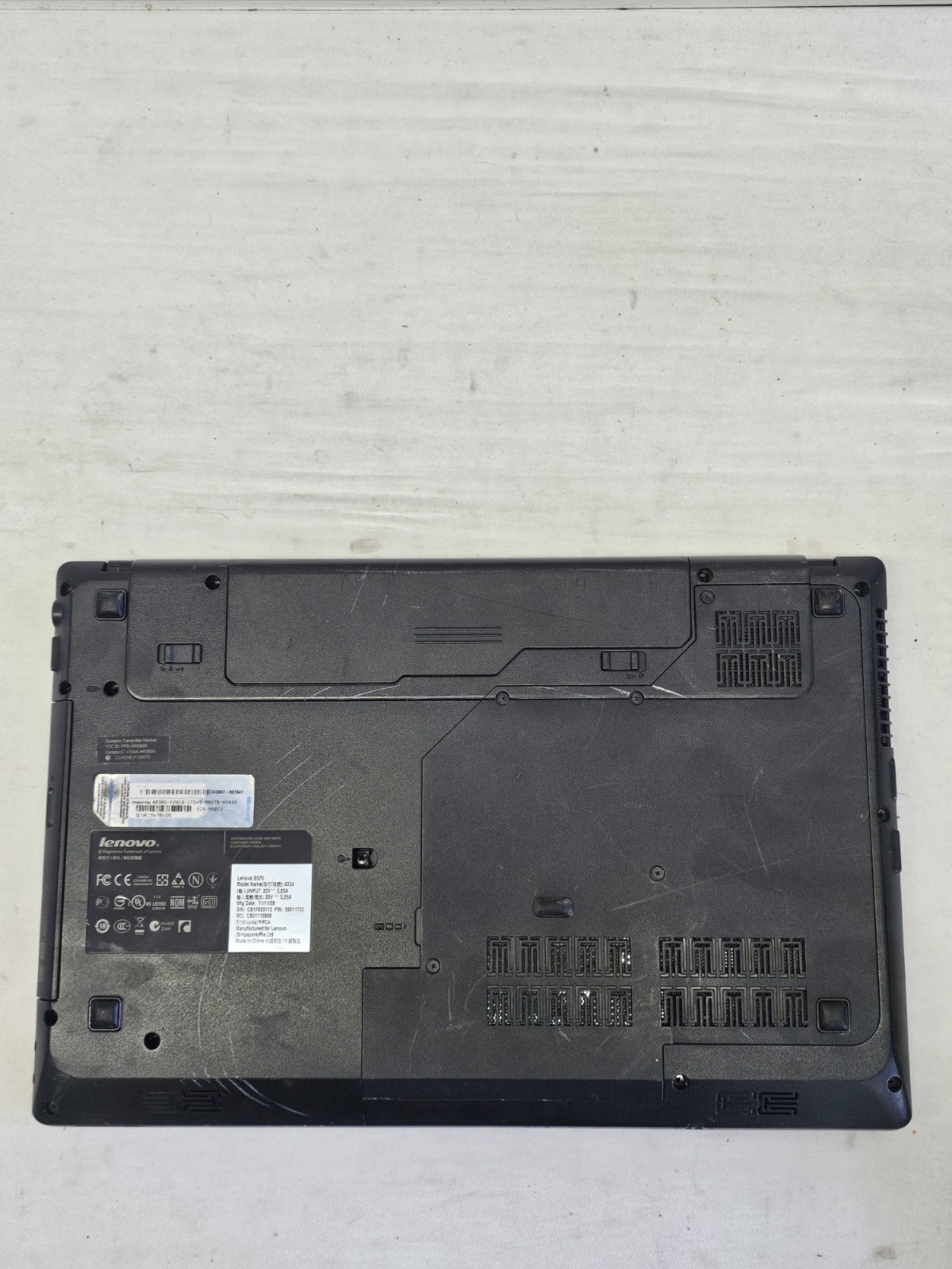 Lenovo G570 Laptop – Pentium B950 – 4GB RAM – 750GB HDD – Parts/Repair Read Desc