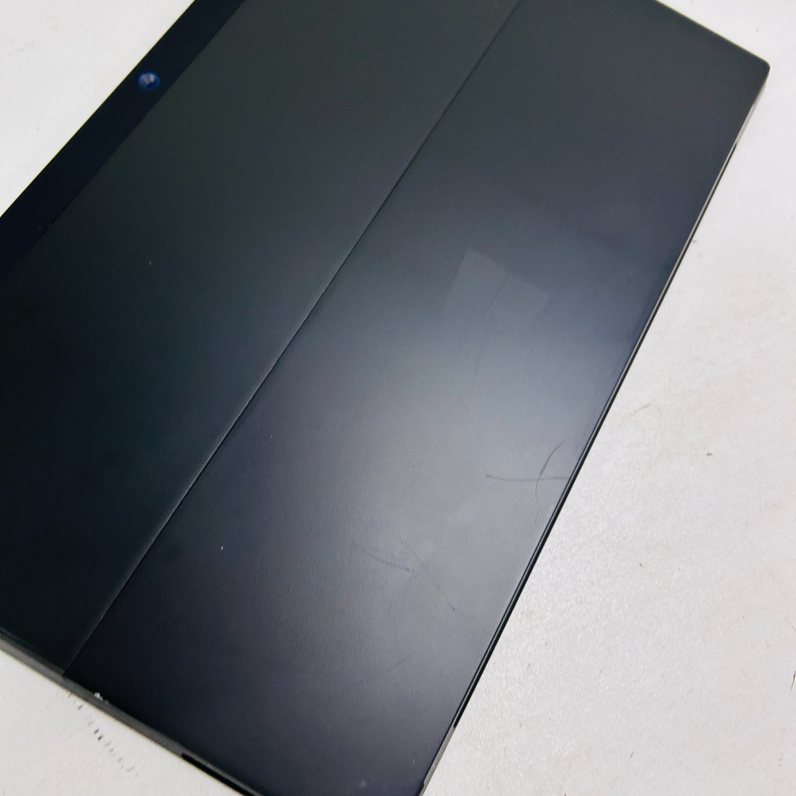 “Bad Battery, For Parts” Microsoft Surface RT – Model 1516 32GB Wi-Fi 10.6″