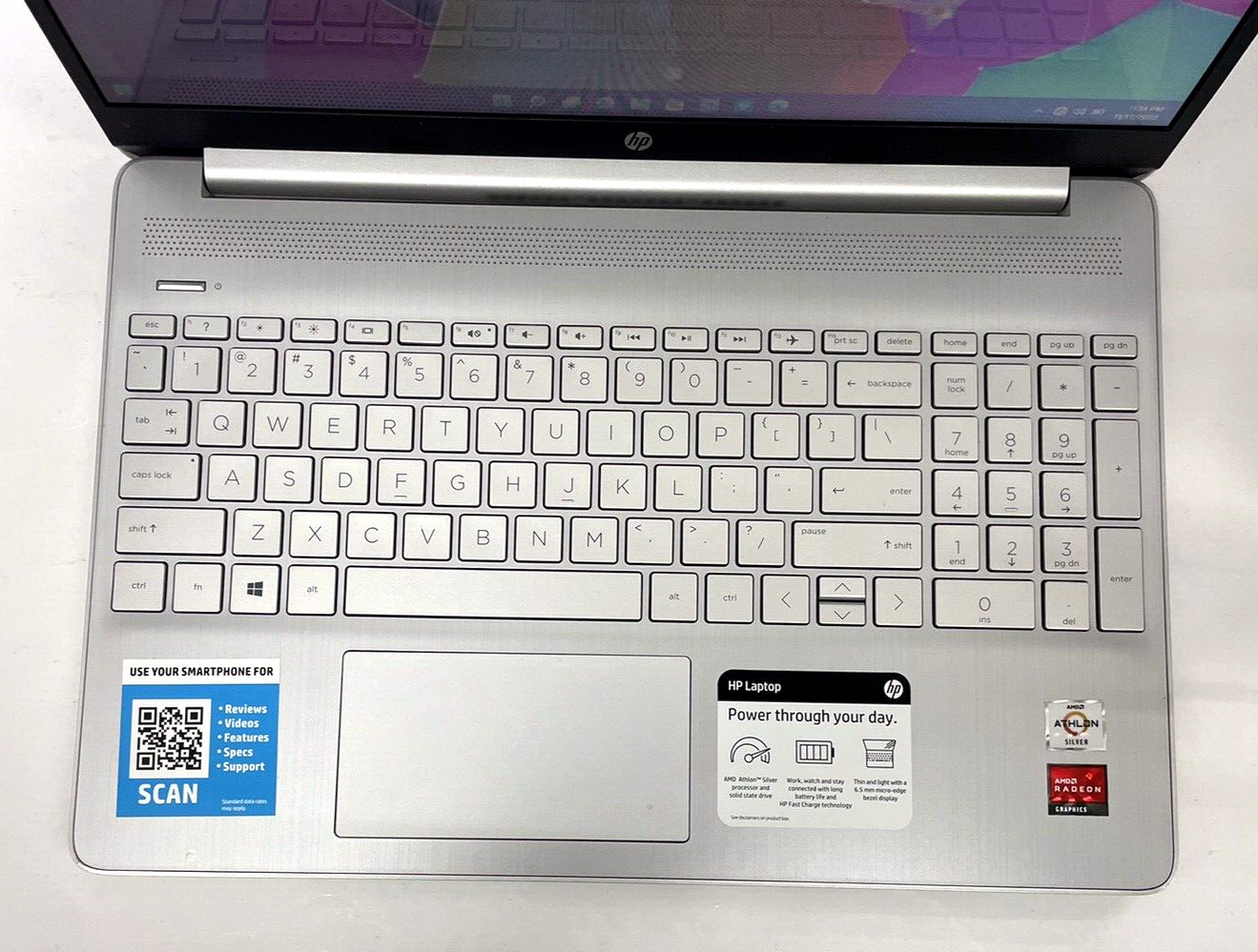 HP 15-EF1081NR 4GB Ram 256GB SSD Laptop Notebook w11h