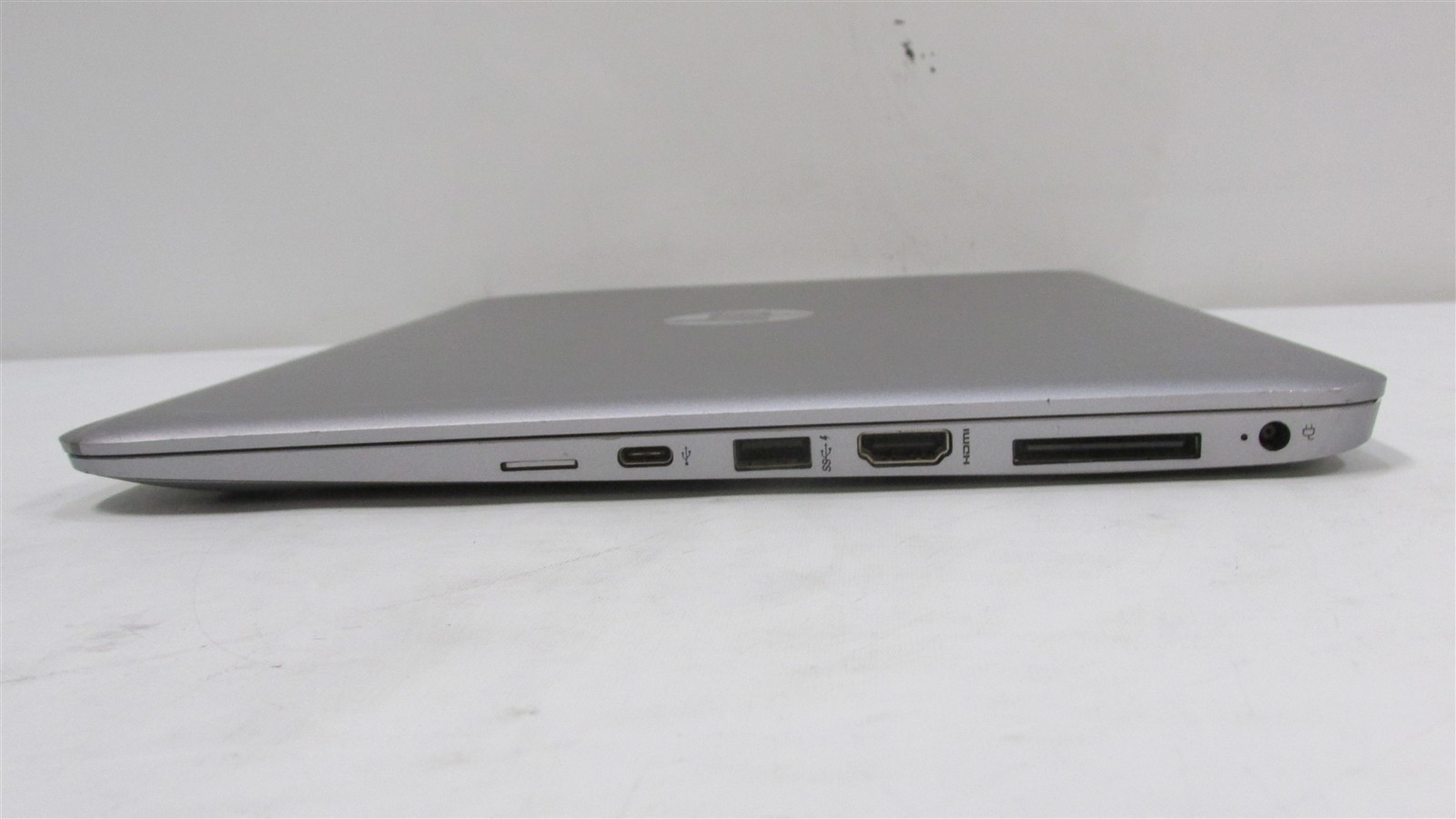 HP Elitebook Folio 1040 G3 i7-6600U 2.6GHz 16GB RAM 256GB m.2 14″ W10 Pro NO BAT